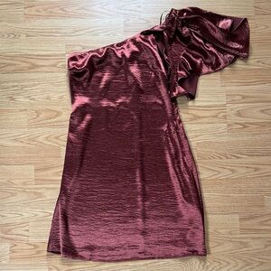 ASTR The Label - S Elegant One-Shoulder Rust Dress, new with tag